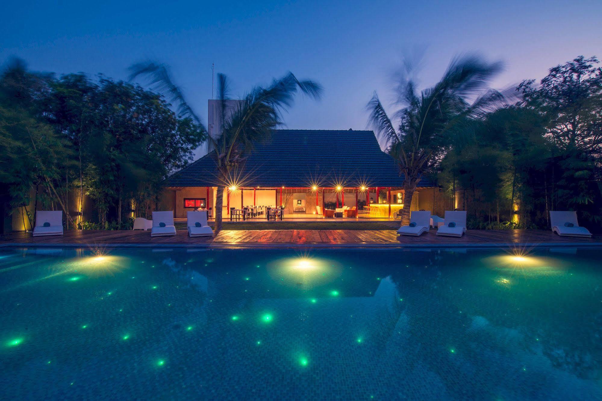 Pledge 3 Hotel Negombo Buitenkant foto